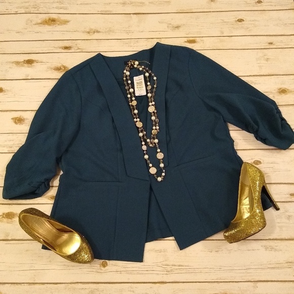 Torrid Jackets & Blazers - BNWT Torrid Teal Blazer